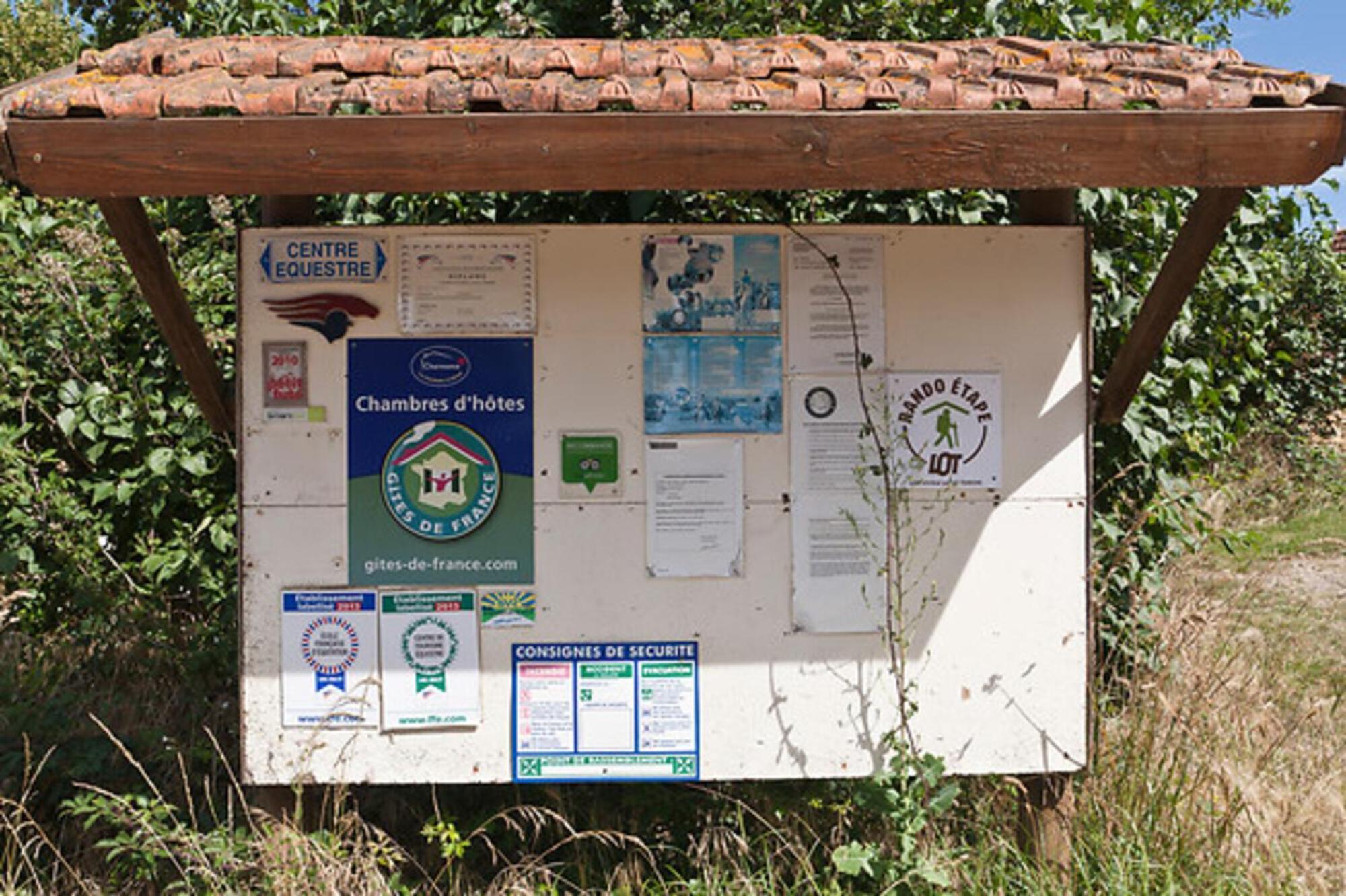 Centre Equestre Du Passe Temps Villa Degagnac Exterior photo